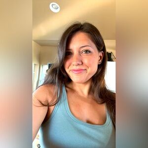 Meet your Posher, Christina